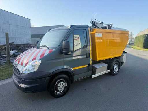 IVECO - 2013 - DAILY GARBAGE TRUCK - IS35SI2AA - Passenger car