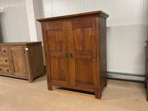 Holzaufbewahrungsschrank