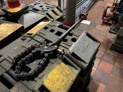 Lanț de tăiere pentru țevi de canalizare cu canalizare cu canalizare