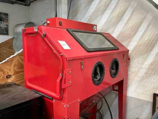 2011 SBC 420 blast cabinet