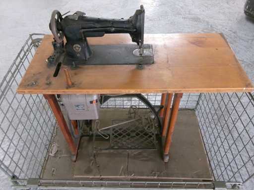 Pfaff Nähmaschine, TYP KNW63 (G1)