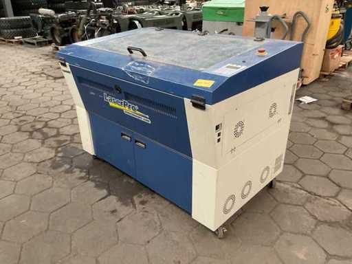 2006 Laser pro Spirit GX Lasersnijder en graveer machine