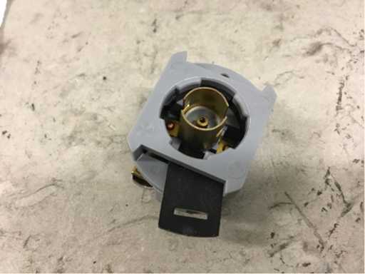 Suporturi pentru lămpi pe teren