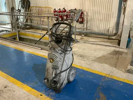 Myjka ci?nieniowa KÄRCHER HD 13/18 4 - 2014