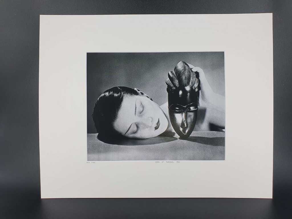 Man Ray (1890-1976) - Zwart-wit, 1926