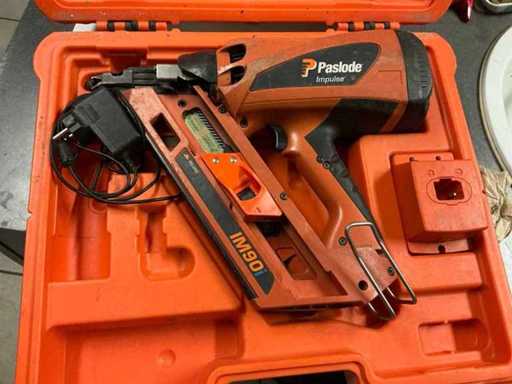 Paslode IM90i Cordless nailer