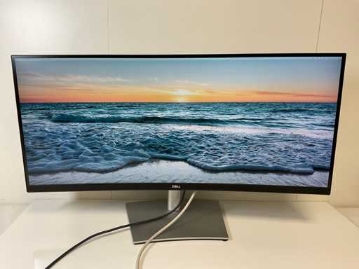 Dell (P3424WE) 34", 3440x1440 (UWQHD) IPS gebogener Monitor (neu)