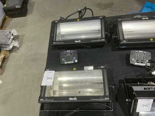 Martin Atomic 3000DMX Stroboscoop (2x)