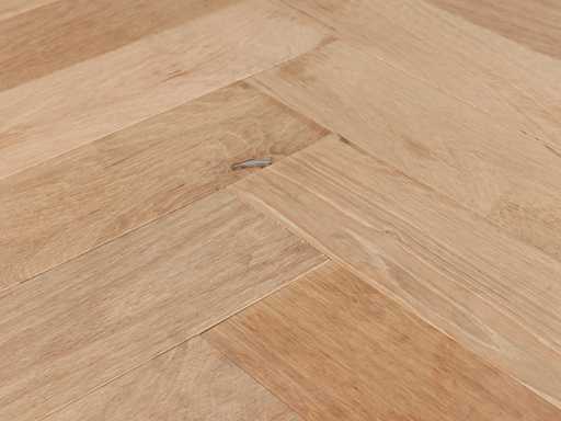151 m2 parquet en arête de poisson Multiples planches non traitées - 540 x 90 x 14 mm