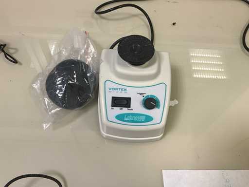 LABNET Vortex Stirrer