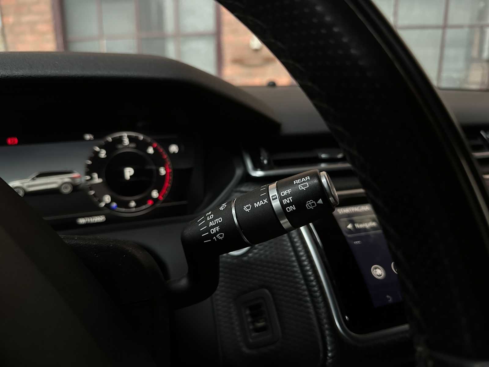 Land Rover Range Rover Velar 2.0 I4 AWD R-Dynamic SE 241pk 2017 (Origineel-NL), PX-296-F