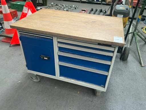 Garant Mobile workshop cabinet