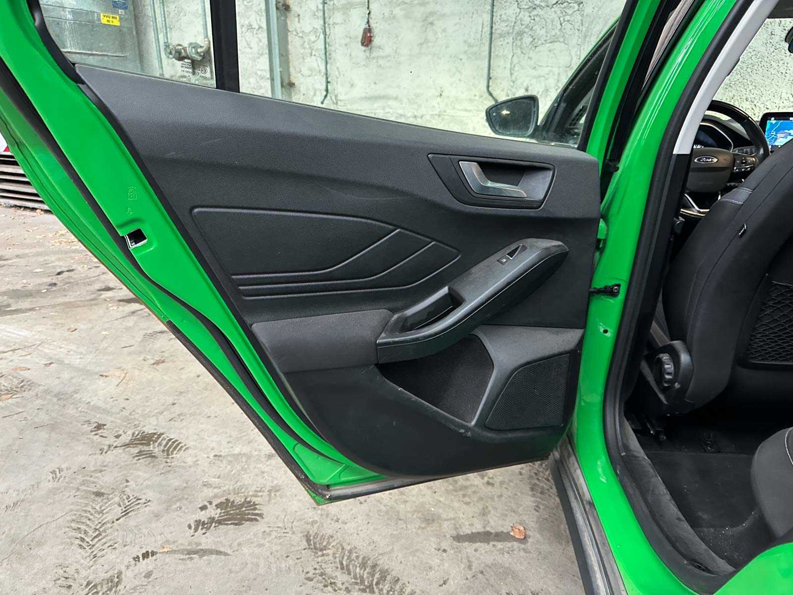 Ford Focus Wagon 1.0 EcoB. Tr Ed. bns 123pk 2019, G-234-TF