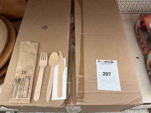 Batch of Wooden Cutlery