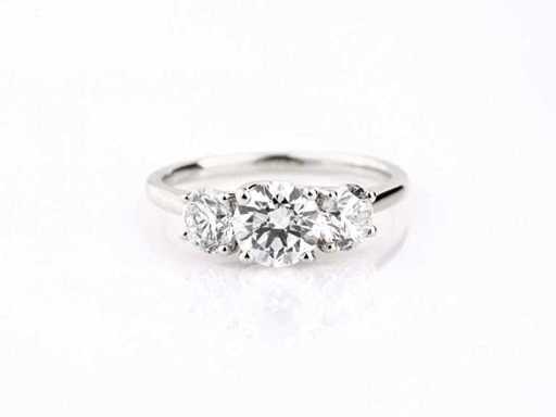 Bague en or blanc 14 kt avec diamant cultivé en laboratoire de 2,16 ct