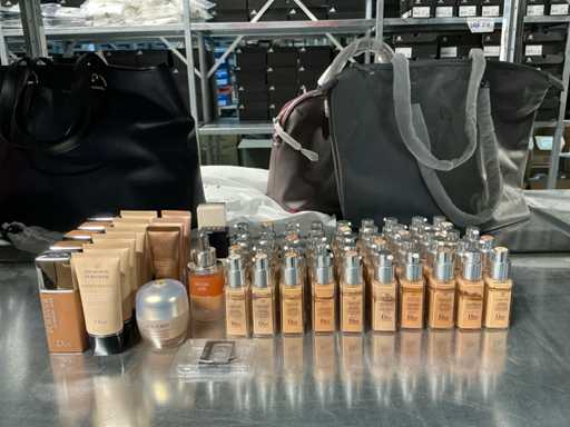 Partij diverse Dior make-up (67x)