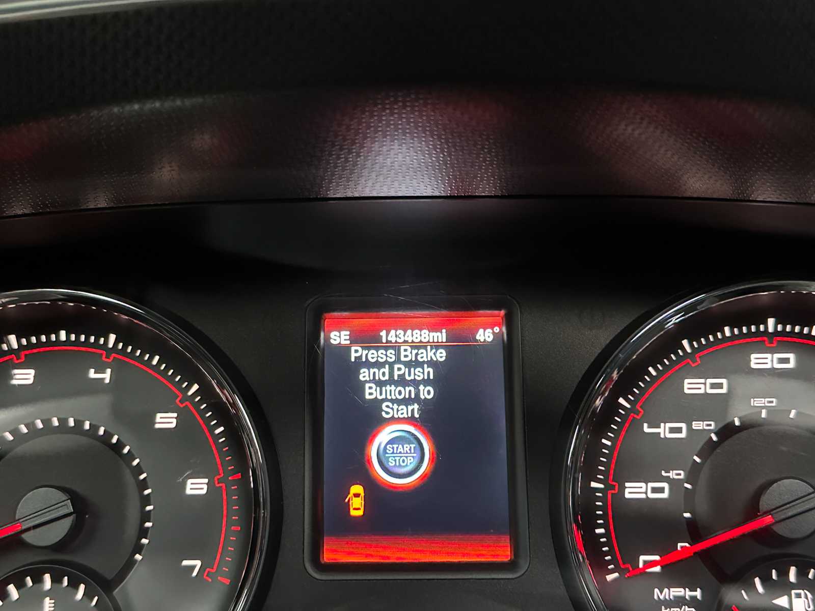 Dodge Charger RT HEMI 5.7 V8 375pk 2013