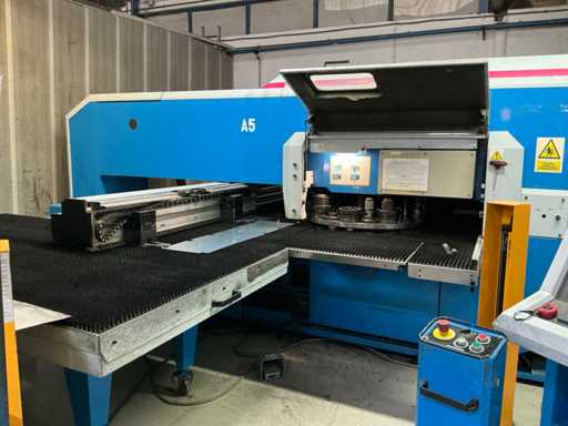 1998 FINN-POWER A5-20 SK Stanzmaschine