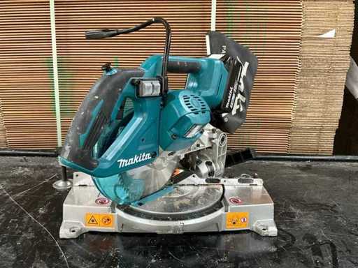 2024 Makita DLS600 cordless miter saw