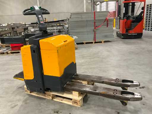 Jungheinrich Order Picker