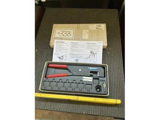 Herramienta de crimpado Huber + Suhner 75 2-0-0-1