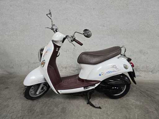 Kymco - Snorscooter - Sento - 4T 25km uitvoering d424nv