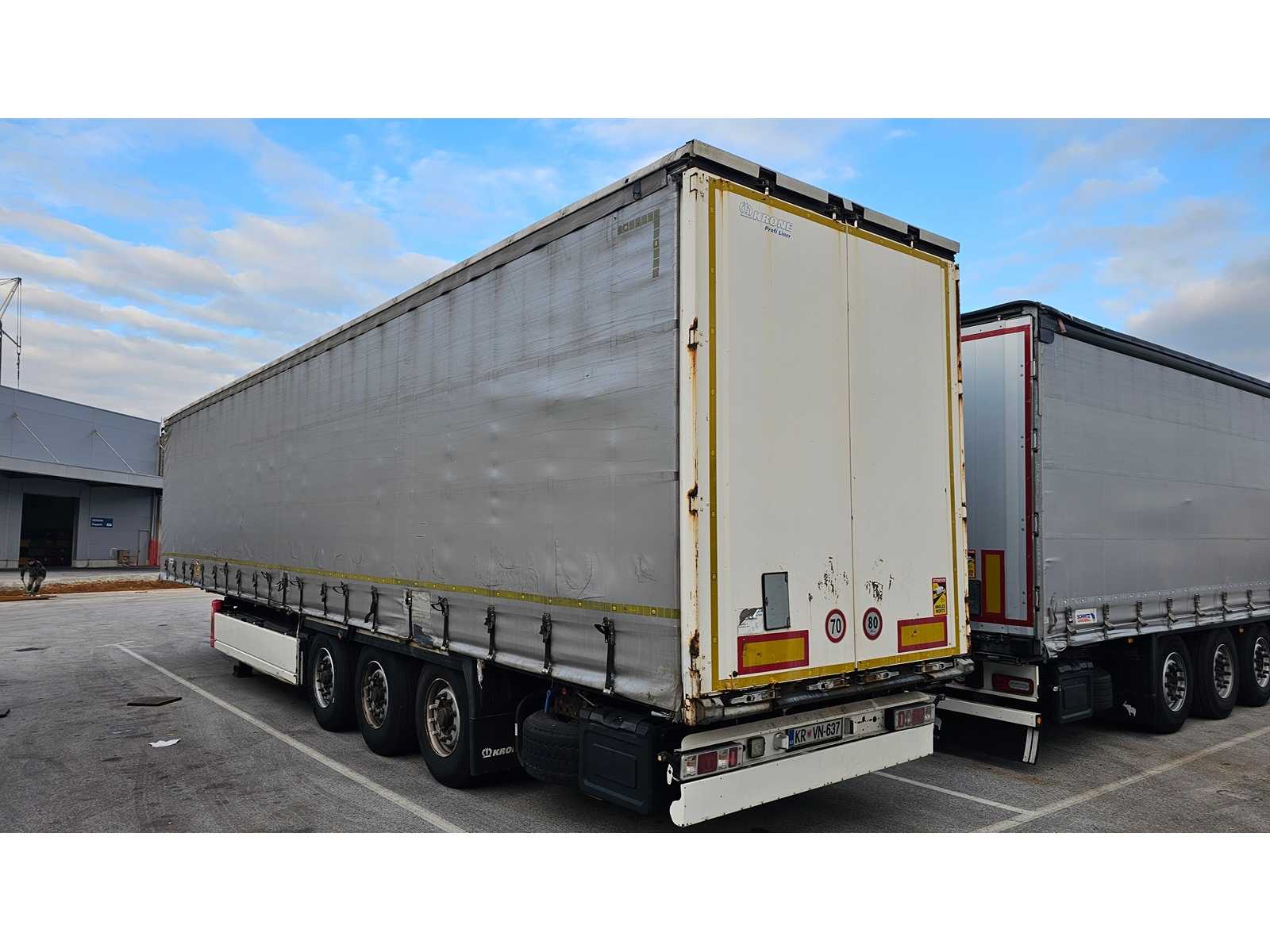 FAHRZEUGWERK BERNARD KRONE GMBH SD Semi-Trailer (Curtainsider)