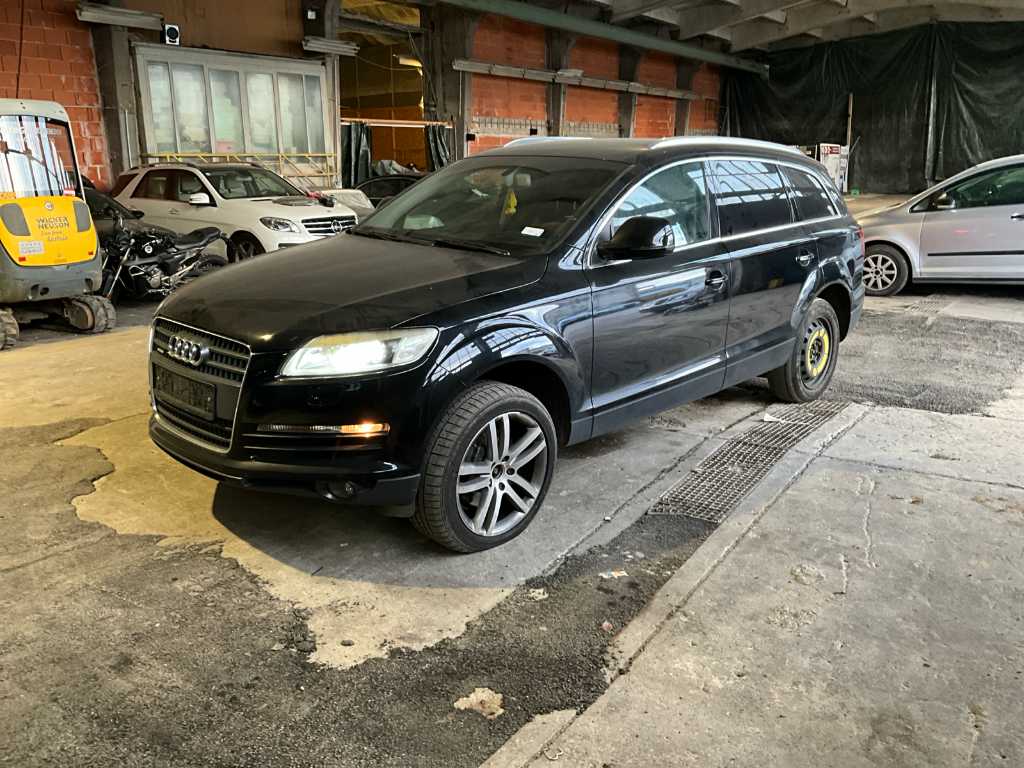 Audi Q7 Auto
