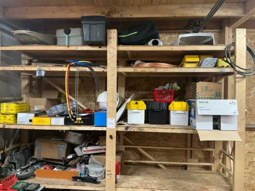 Charge von Wohnwagenteilen