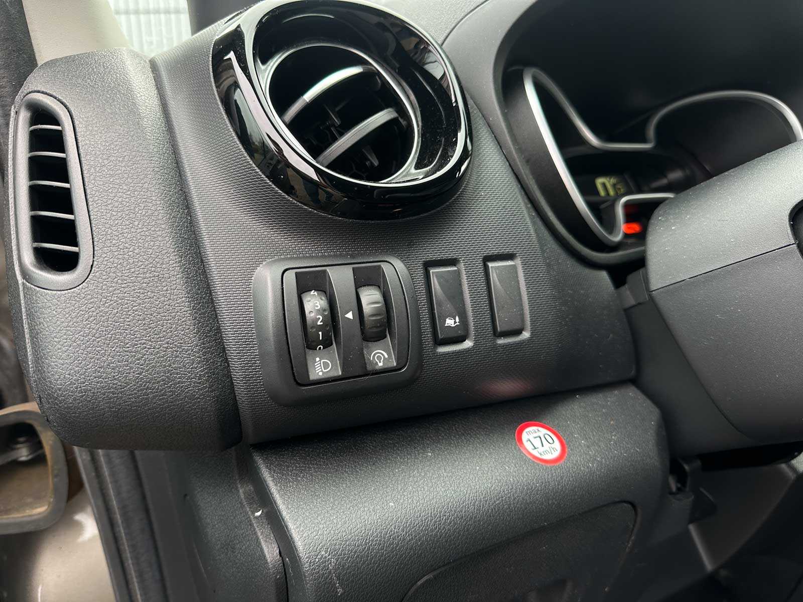 Renault Trafic 9-Seater 2.0 146hp 2020 Commercial Vehicle