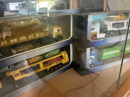 Semi-trailer