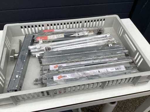Glisiere pentru sertare batch livrate în material de montare pentru ladă