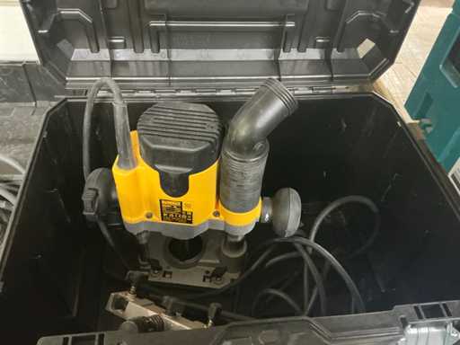 DeWalt DW621 Router