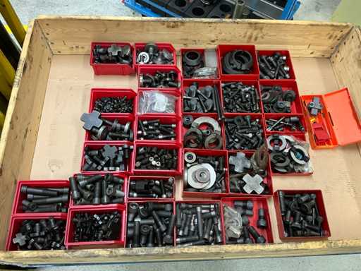 Elementy wstrzymów i akcesoriów do uchwytów narzędziowych