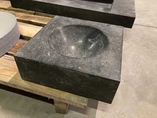 Lavello solido in quadrato di calcare blu belga