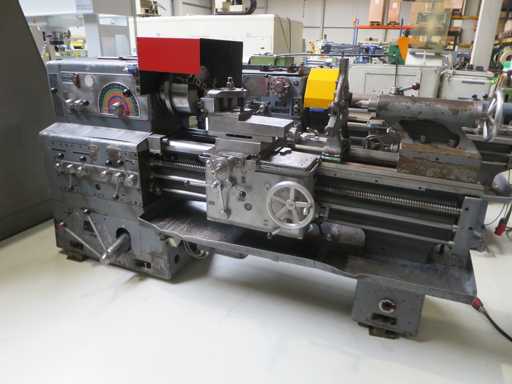 MEUSER M 3 A Draaibank met lood- en trekspindel