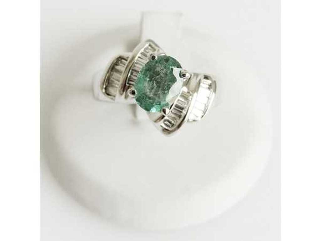 1.61ct Emerald en Diamond Ring