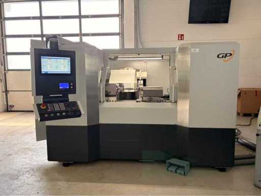 CNC cylindrical grinding machines from GP, Bahnmüller & Karstens, Deckel Maho milling machine, Mitutoyo measuring technology and workshop equipment