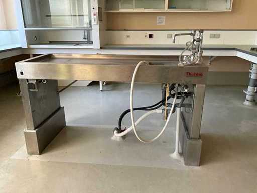 THERMOWETENSCHAPPELIJKE Autopsietafel