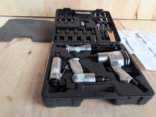 AIR TOOLS Pneumatic Tool Kit