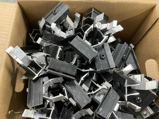 Aluminium-Mittelklemme für die Montage von Solarpaneelen (114x)