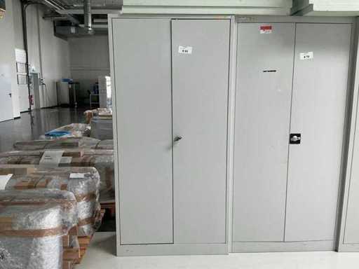 Dulap atelier cu conținut