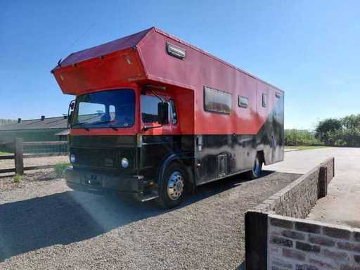 Volvo F613 Camper