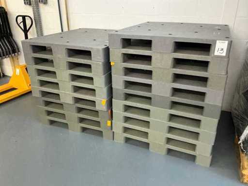 Pallet di plastica (17x)