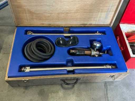 Specialized tools