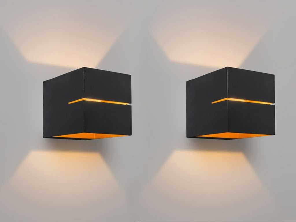 8 x Cube Split wall surface-mounted spotlight black