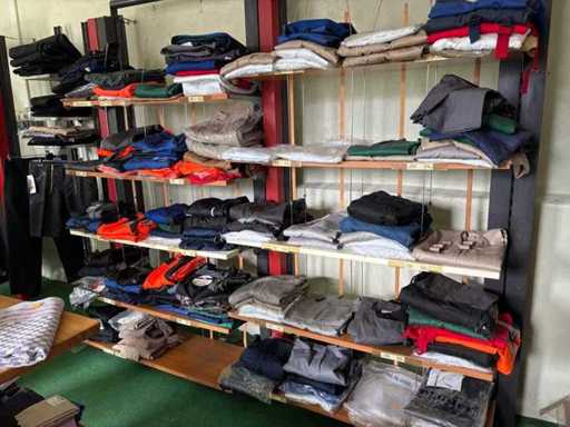 Mixed lot of various work trousers (195x)