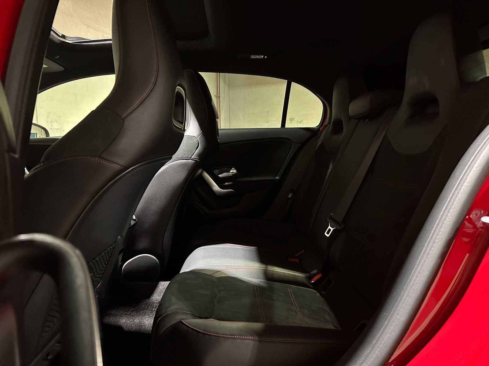 Mercedes-Benz A180 d Business Solution AMG 116pk 2018 (Origineel-NL) A-klasse, SR-559-F