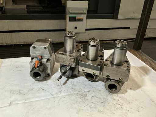 Motorized aggregates for lathes (4x)
