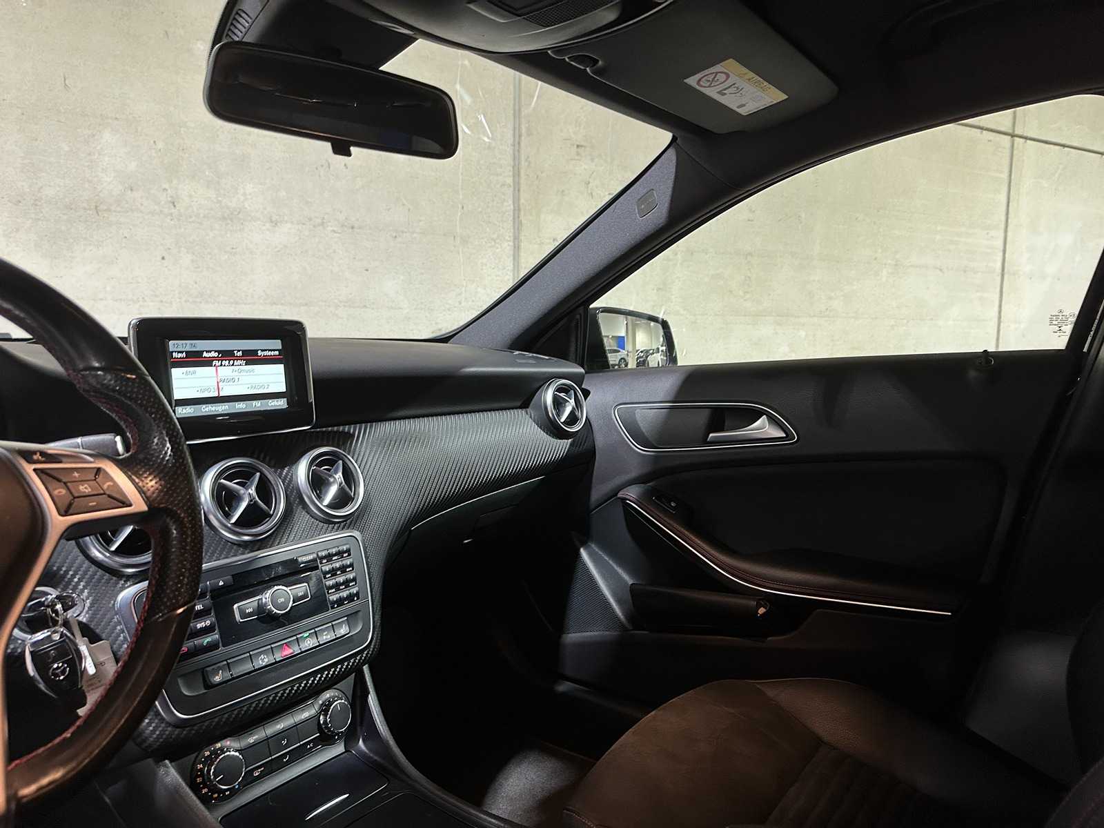 Mercedes-Benz A180 Prestige A-klasse 123PK 2015, G-325-PP